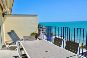 Marina Duplex by Hello Homes Sitges